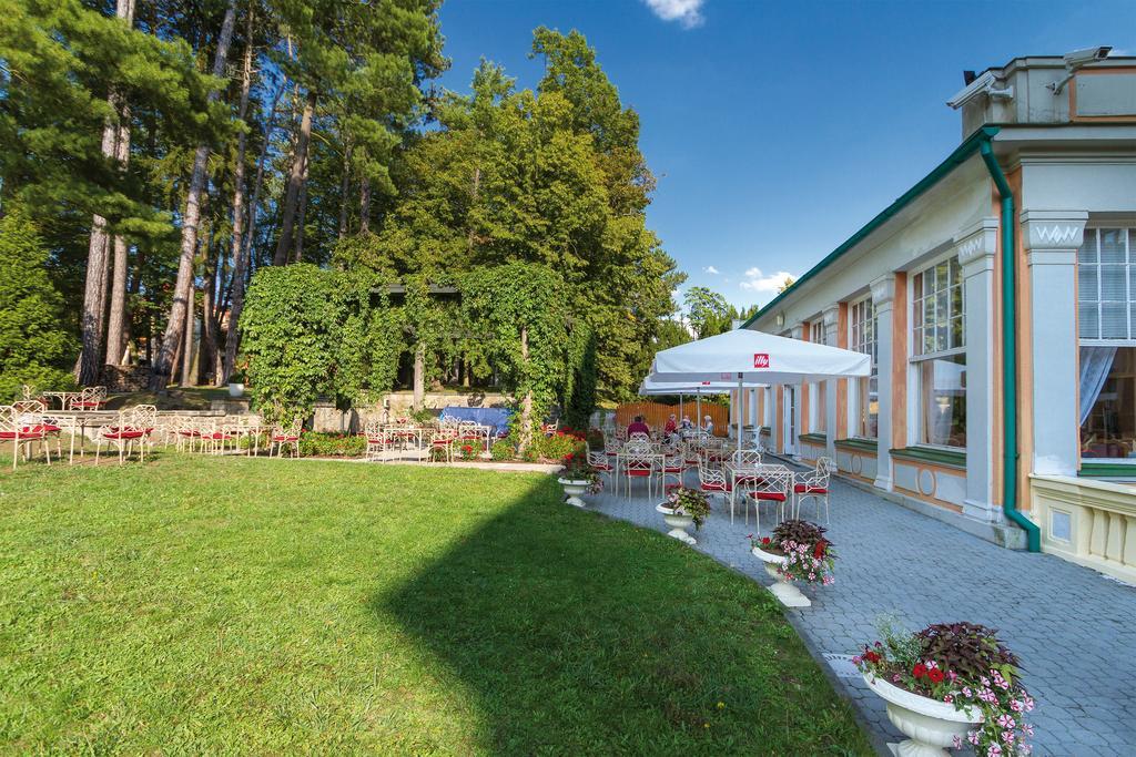 Spa Resort Pawlik-Aquaforum Frantiskovy Lazne Exterior photo