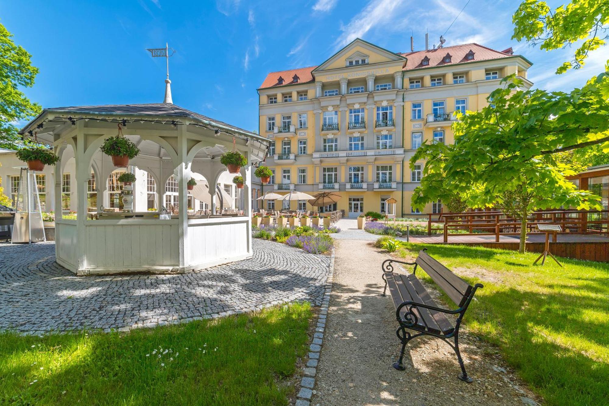 Spa Resort Pawlik-Aquaforum Frantiskovy Lazne Exterior photo